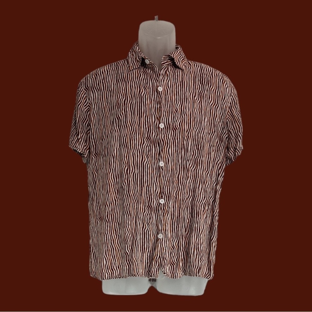 SHEIN Men’s Short Sleeve Print Button Down Dress Shirt Wavy Stripe Pattern M
